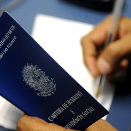 Sinduscon de BC anuncia vagas de emprego com diversas oportunidades