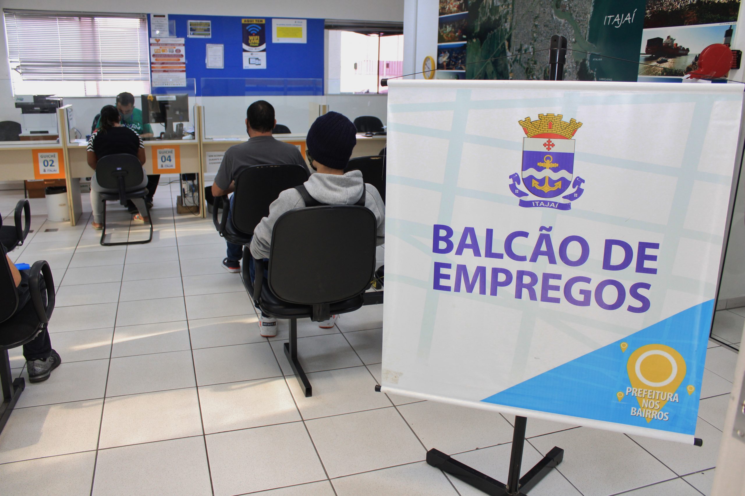 Balcão De Empregos Oferece Mais De 700 Vagas De Emprego Em Itajaí Clicsc 3956