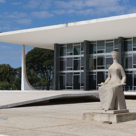 STF vota nesta quarta-feira reajuste de salários de ministros e juízes