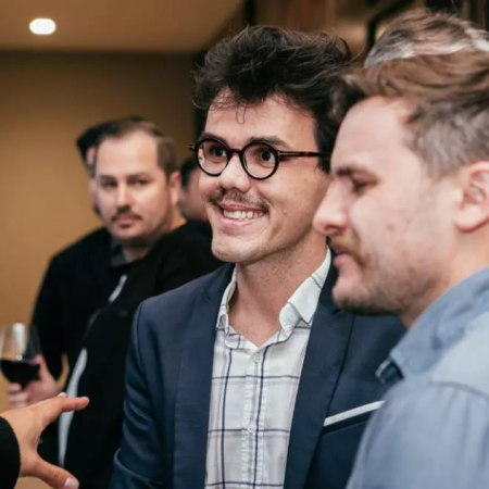 Catarinense André Groh assina concorrida lista de convidados no Money Week #7, em São Paulo