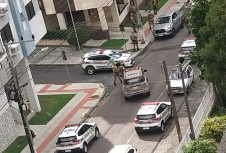 estelionatários