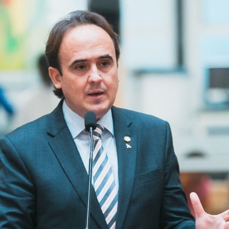 Projeto de Lei pode obrigar clínicas veterinárias a denunciarem maus-tratos