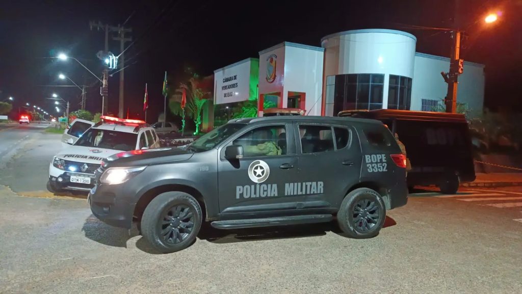 Possível artefato explosivo é encontrado embaixo da ponte em Ermo