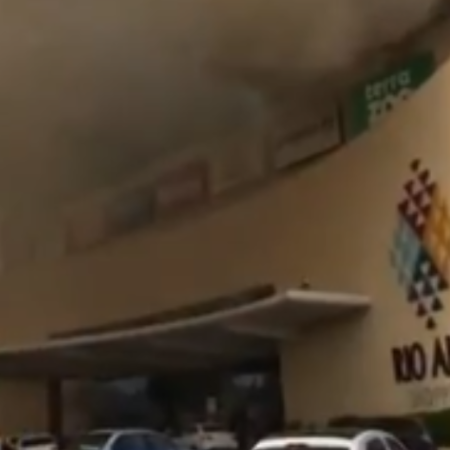 Incêndio em sala de cinema termina com duas pessoas mortas e pelo menos 16 feridas