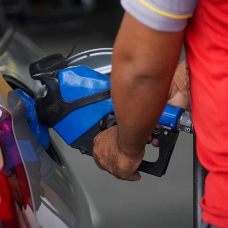 Novo modelo de cobrança do ICMS da gasolina entra em vigor a partir de 1º de junho em SC