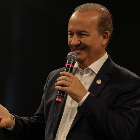 Governador destaca força de Santa Catarina como destino turístico na abertura da Convenção da CVC