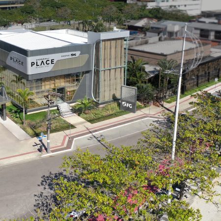 Balneário Camboriú ganha novo centro de eventos à beira-mar