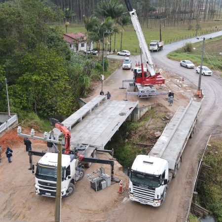 Tijucas recebe estrutura da nova ponte do bairro Terra Nova