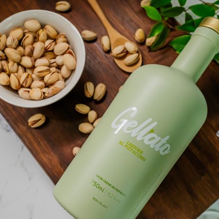 Empresários inovam e lançam licor de pistache inspirado em gelatos italianos 